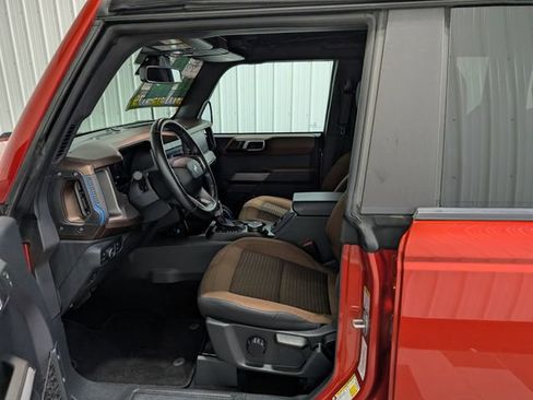 Used 2022 Ford Bronco Outer Banks AWD/4WD image 13