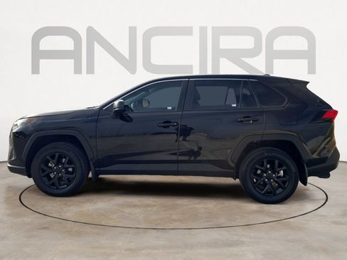 Used 2023 Toyota RAV4 LE image 7