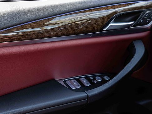 Used 2023 BMW X3 xDrive30i w/ Premium Package image 15