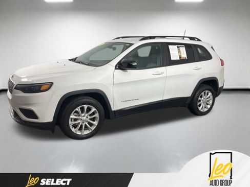 Used 2022 Jeep Cherokee Latitude Lux FWD image 2