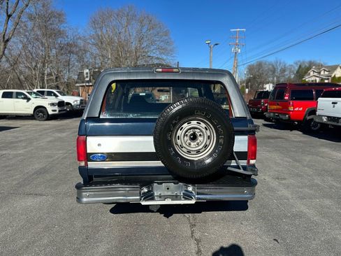Used 1993 Ford Bronco XLT AWD/4WD image 4