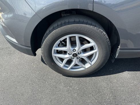 Certified 2024 Ford Edge SEL image 10