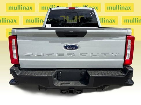 New 2026 Ford F250 XL w/ XL Driver Assist Package AWD/4WD image 9