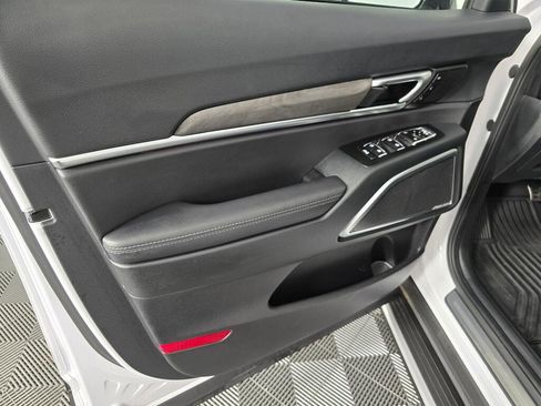 Used 2025 Kia Telluride SX Prestige X-Line image 32