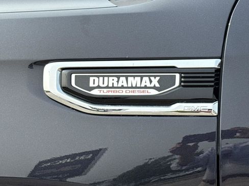 Used 2022 GMC Sierra 1500 SLT w/ SLT Premium Plus Package image 4