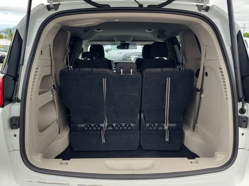 Certified 2023 Chrysler Voyager LX FWD image 20
