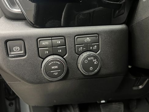 New 2026 Chevrolet Silverado 1500 LT w/ Z71 Off-Road Package image 34