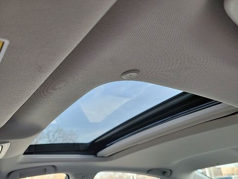 Used 2018 Honda Accord Touring image 31