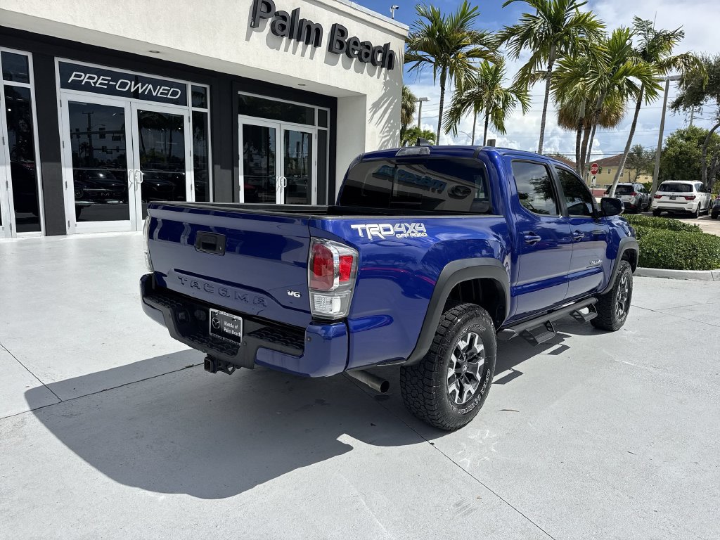 Used 2023 Toyota Tacoma TRD Off-Road w/ TRD Premium Off Road Package AWD/4WD image 3