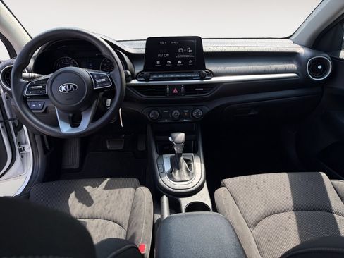 Used 2020 Kia Forte LXS FWD image 10
