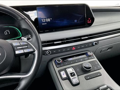 Used 2025 Hyundai Palisade SEL FWD image 8