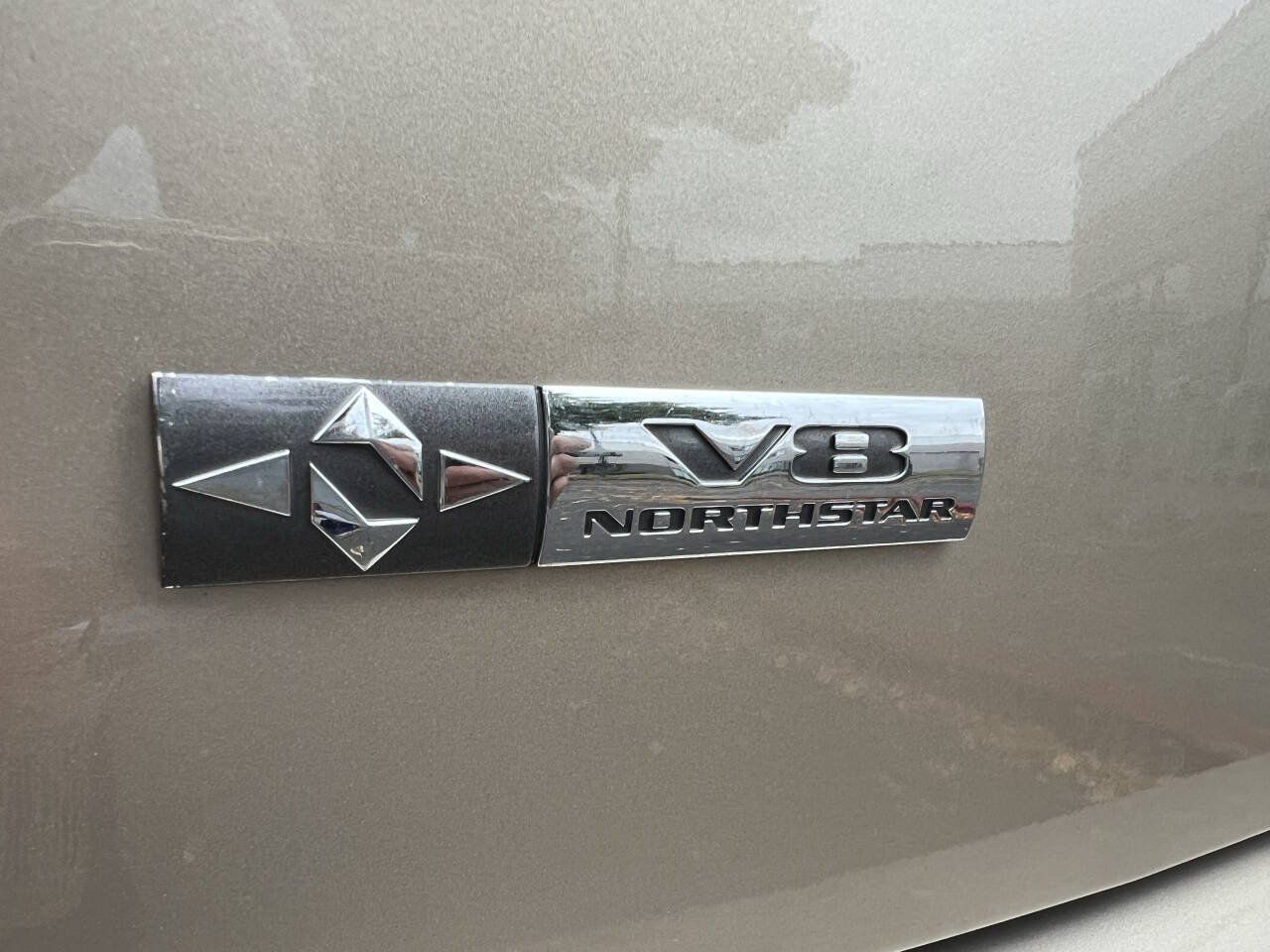 Used 2005 Cadillac De Ville FWD image 7