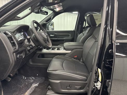 New 2026 RAM 2500 Laramie w/ Night Edition AWD/4WD image 16