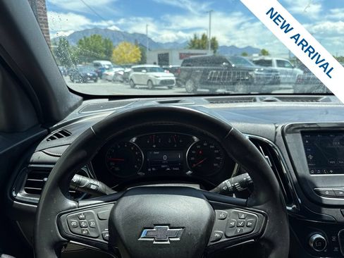 Used 2022 Chevrolet Equinox RS w/ LPO, Floor Liner Package FWD image 20