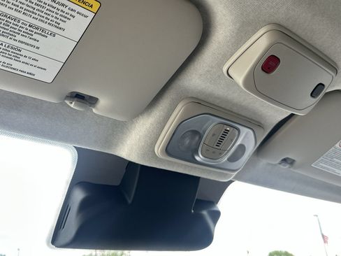 Used 2025 RAM ProMaster 2500 w/ Convenience Group FWD image 29