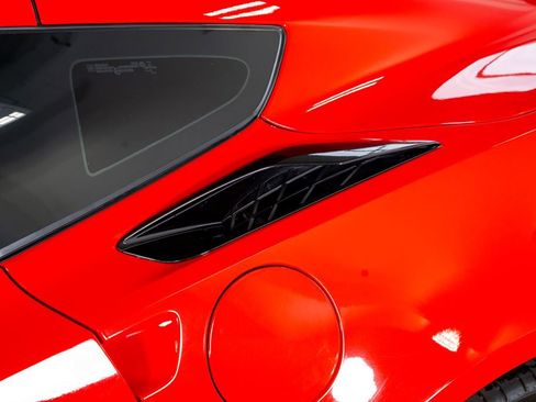 Used 2018 Chevrolet Corvette Z06 RWD image 27