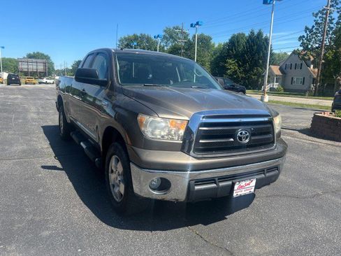 Used 2010 Toyota Tundra 4x4 Double Cab image 4
