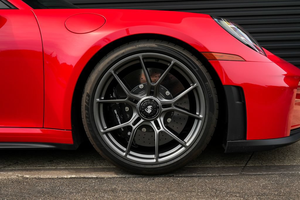 Certified 2026 Porsche 911 GT3 RWD image 37