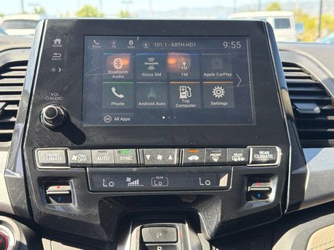 Used 2018 Honda Odyssey EX image 28