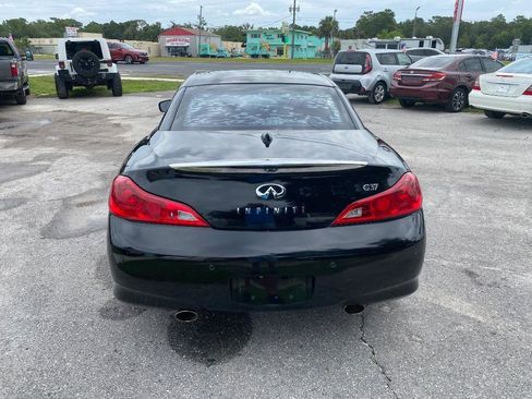 Used 2010 INFINITI G37 Convertible w/ Premium Pkg RWD image 8