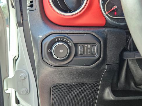 Used 2020 Jeep Wrangler Unlimited Rubicon image 20