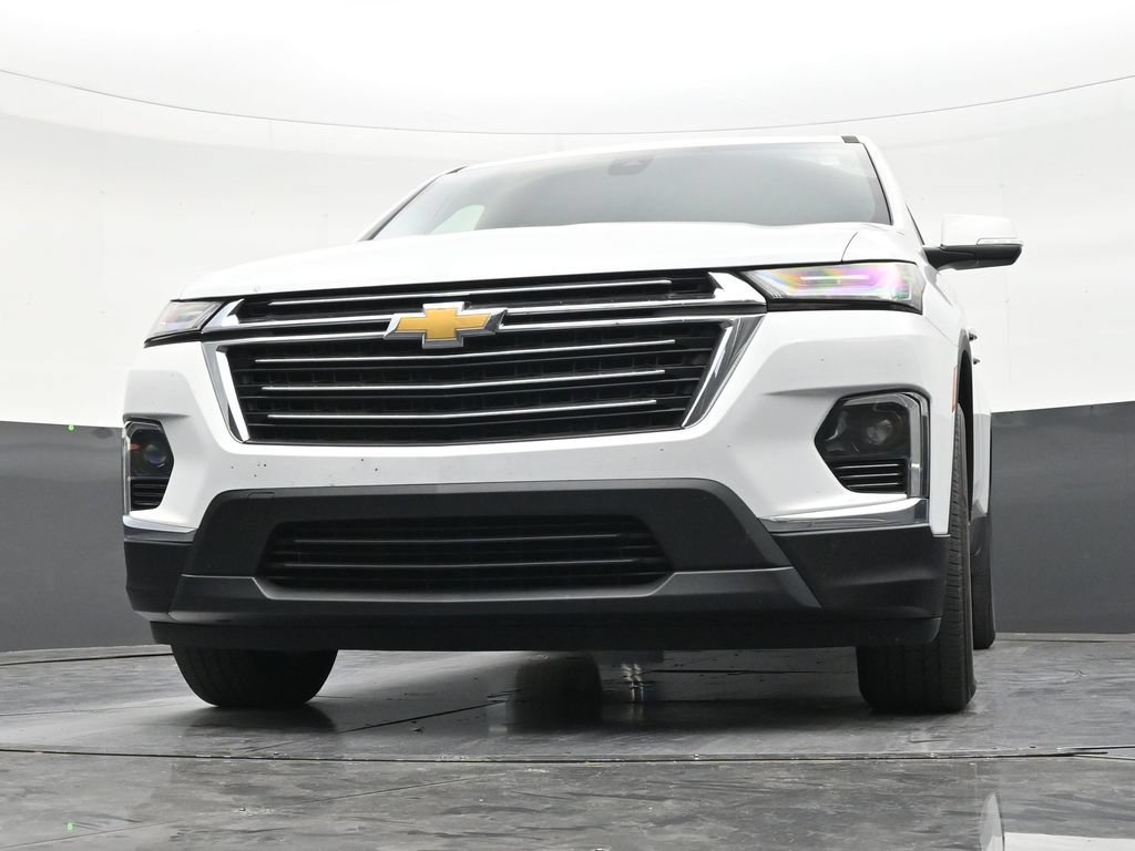 Used 2023 Chevrolet Traverse LT FWD image 24