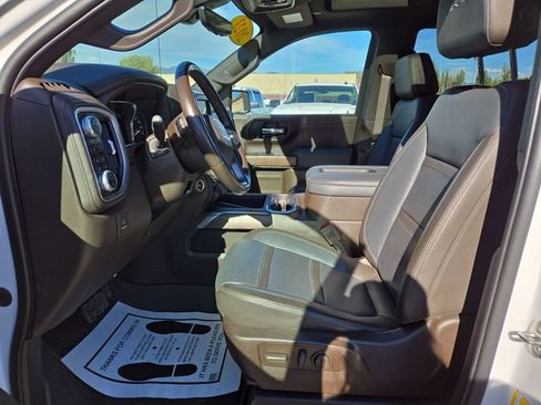 Used 2021 GMC Sierra 1500 Denali w/ Denali Ultimate Package AWD/4WD image 2