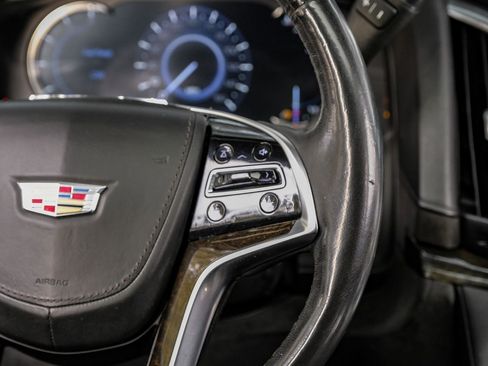Used 2017 Cadillac Escalade Platinum image 18