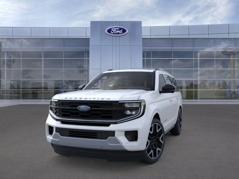New 2026 Ford Expedition Platinum w/ Platinum Ultimate Package AWD/4WD image 2