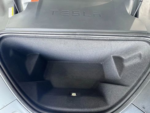 Used 2017 Tesla Model S 75D image 34