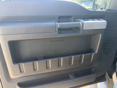 Used 2015 Ford F350 Lariat w/ Lariat Ultimate Package image 9