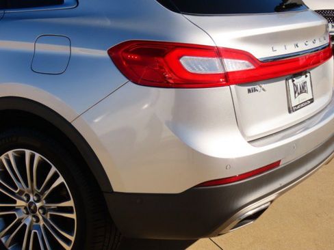 Used 2018 Lincoln MKX Reserve image 14