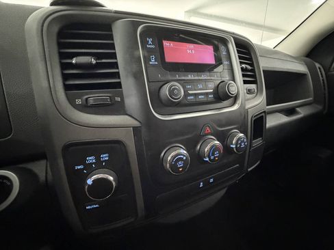 Used 2013 RAM 1500 Express AWD/4WD image 23