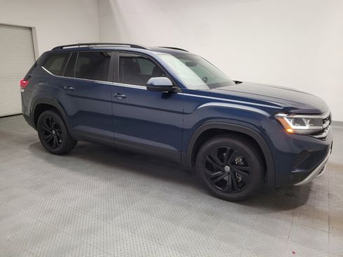 Used 2022 Volkswagen Atlas SE w/ Panoramic Sunroof Package FWD image 11