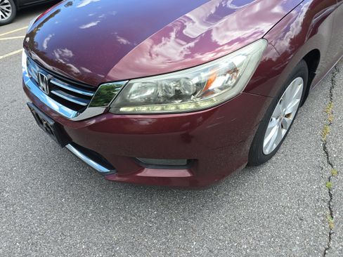 Used 2014 Honda Accord Touring image 9