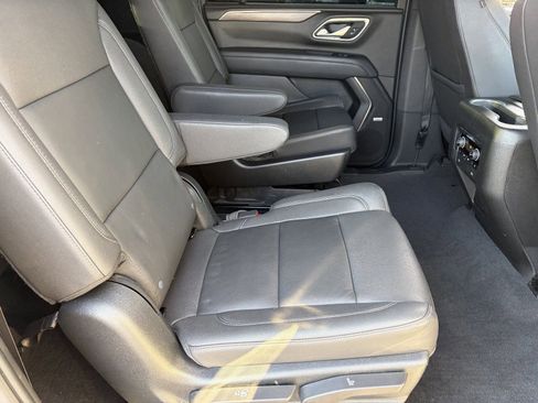 Certified 2023 Chevrolet Suburban Z71 w/ Z71 Off-Road Package AWD/4WD image 14