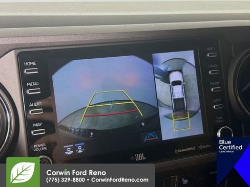 Used 2022 Toyota Tacoma TRD Off-Road w/ TRD Premium Off Road Package AWD/4WD image 18