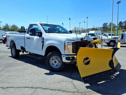 New 2026 Ford F250 XL w/ XL Chrome Package