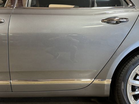 Used 2013 Bentley Mulsanne Mulliner Edition image 23