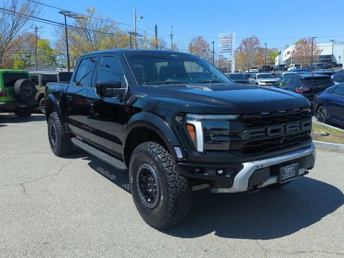 Used 2025 Ford F150 Raptor AWD/4WD image 8