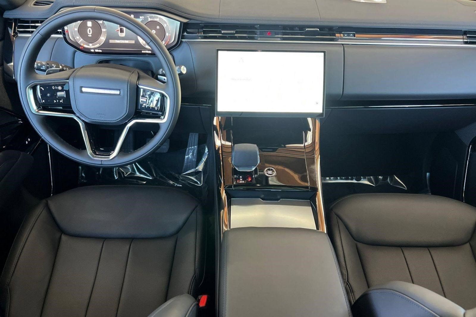 New 2026 Land Rover Range Rover Sport SE AWD/4WD image 11
