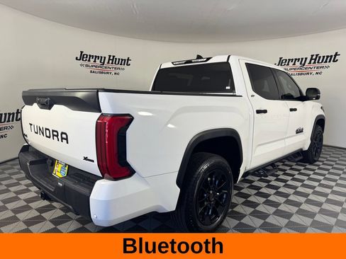 Used 2023 Toyota Tundra SR5 w/ SR5 Convenience Package AWD/4WD image 7
