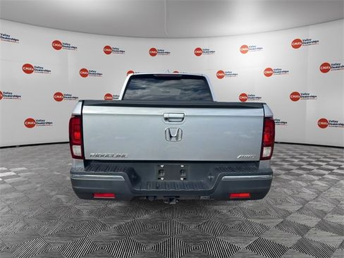 Used 2018 Honda Ridgeline RTL-T image 3