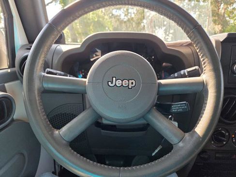 Used 2009 Jeep Wrangler X image 14