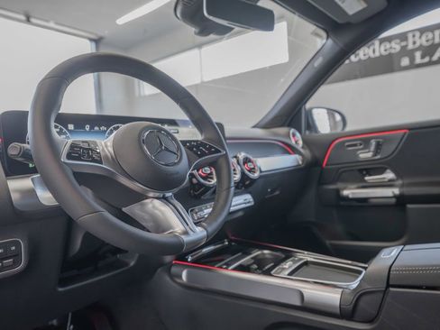 Certified 2025 Mercedes-Benz GLB 250 image 7