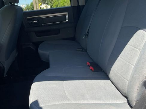 Used 2017 RAM 1500 Classic SLT AWD/4WD image 44