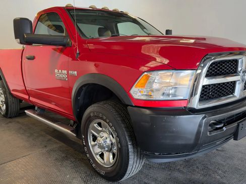 Used 2018 RAM 2500 Tradesman w/ Chrome Appearance Group AWD/4WD image 2