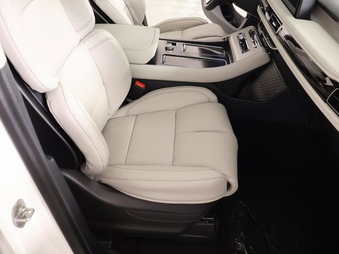 New 2026 Lincoln Aviator Reserve image 14