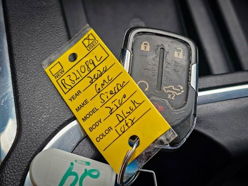 Used 2020 GMC Sierra 2500 AT4 w/ AT4 Premium Package image 47