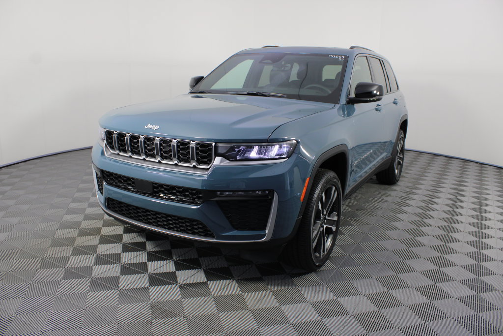New 2027 Jeep Grand Cherokee Limited w/ Trailer Tow Package AWD/4WD image 23